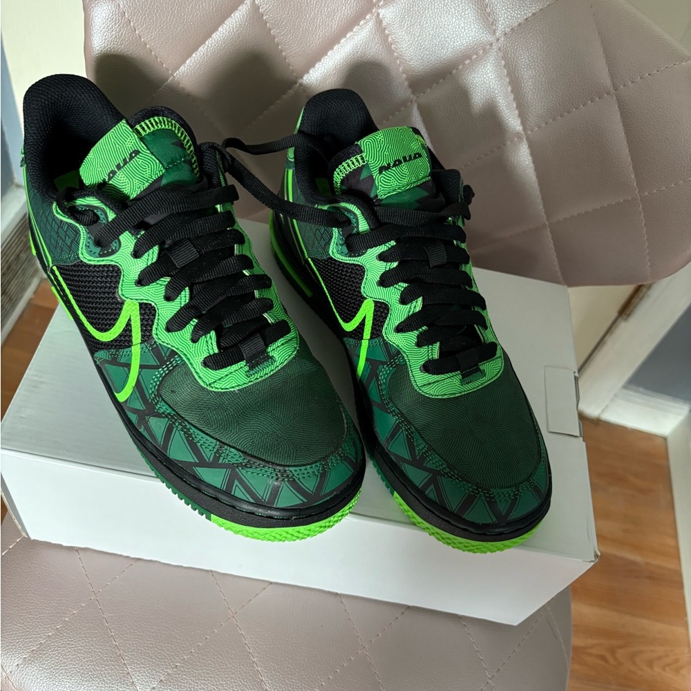Nike Green and Black Men's Sneakers